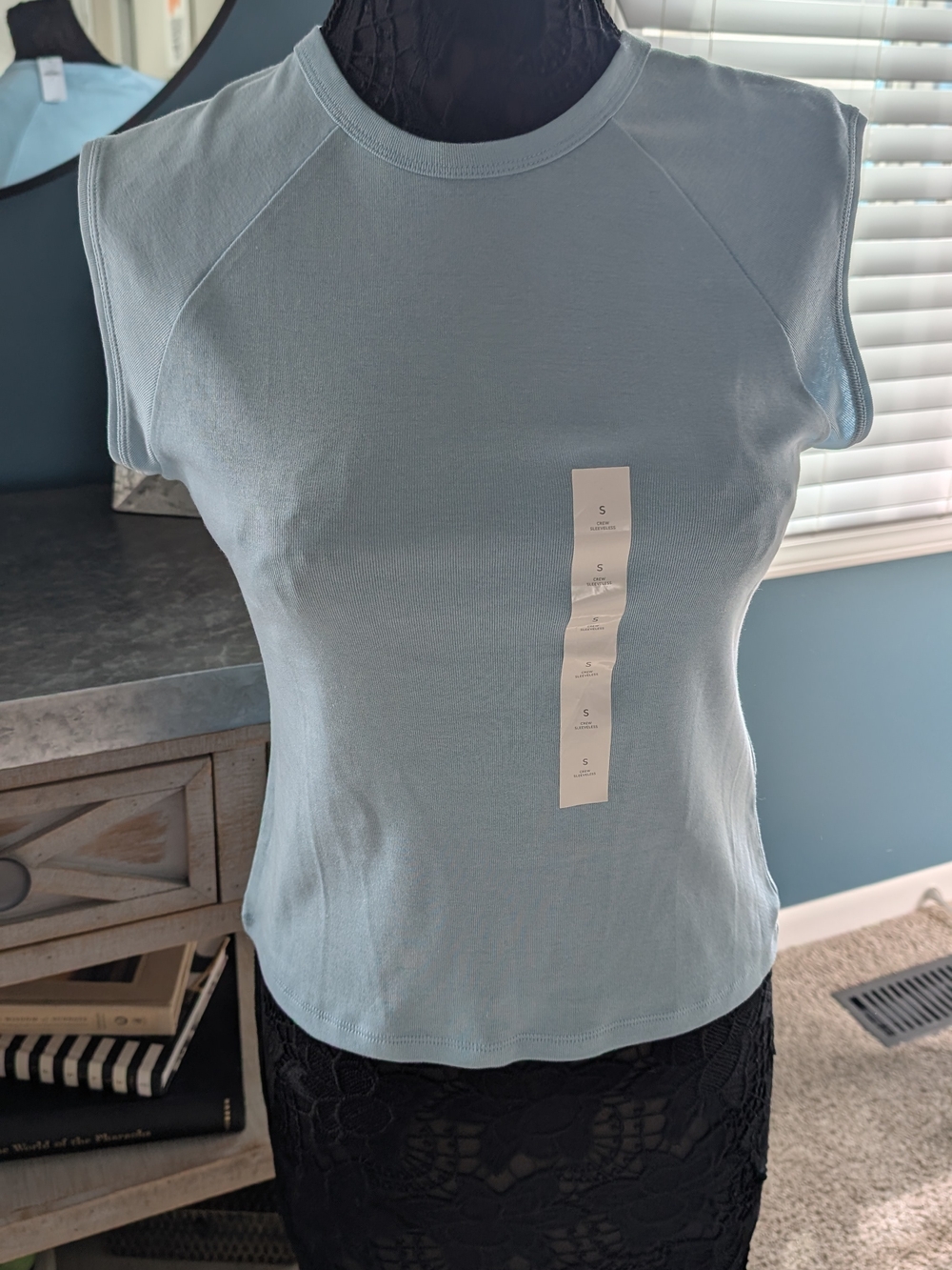 Banana Republic Light Blue Crewneck T Shirt
